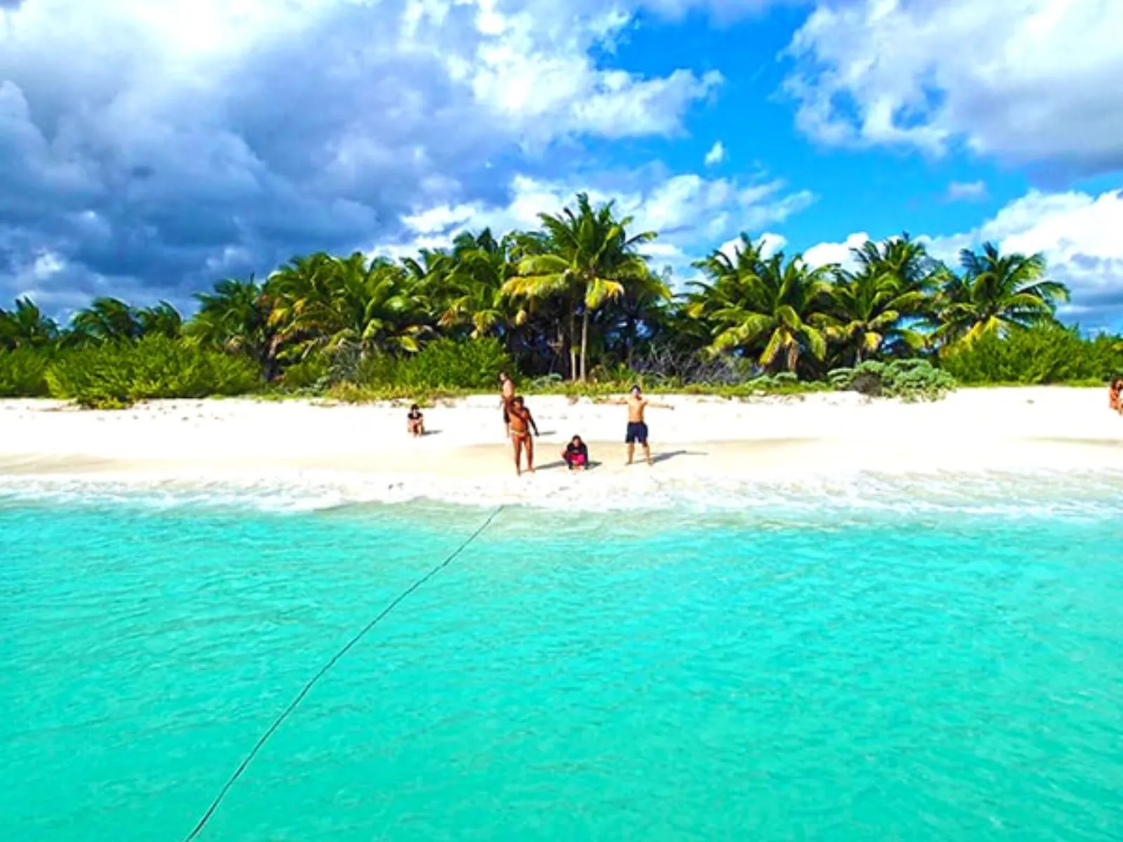 Cozumel Beach Club Day Pass & Snorkel Combo - Photo 3